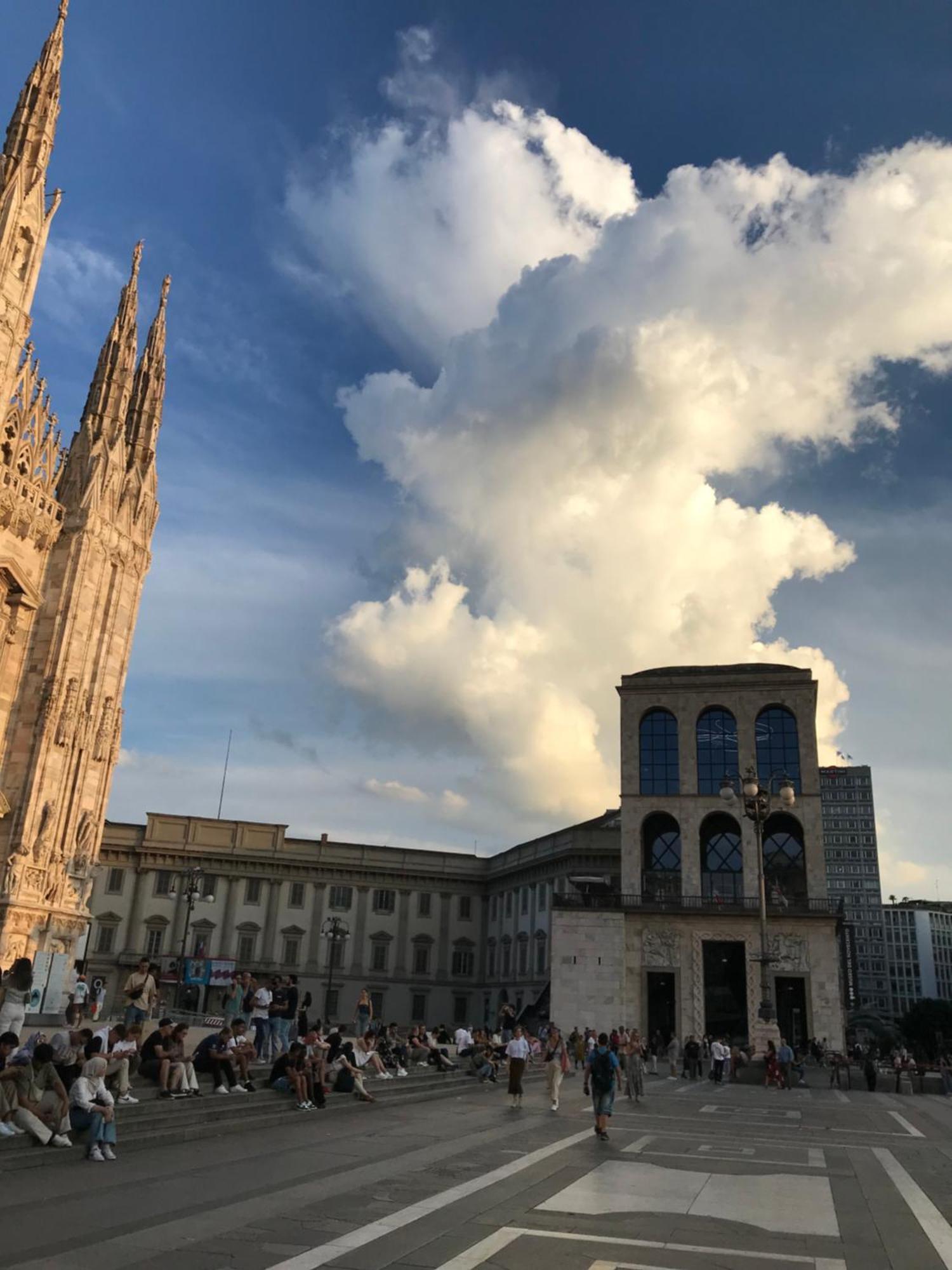 Free 30 Minutes Preemptive Cognitive Disconnect Therapy Price Location Real Duomo Palace Mini Suite מילאנו מראה חיצוני תמונה